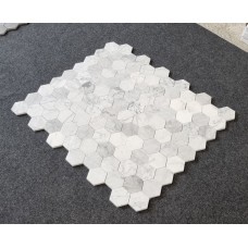 MOZAIKA BIANCO CARRARA HEXAGON MATOWA DOSTĘPNA OD RĘKI